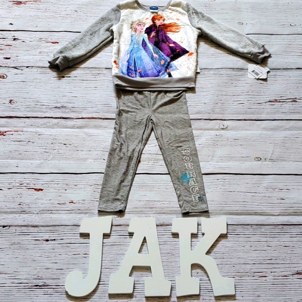 🆕️ DISNEY FROZEN II GIRL'S MATCHING OUTFIT ❄